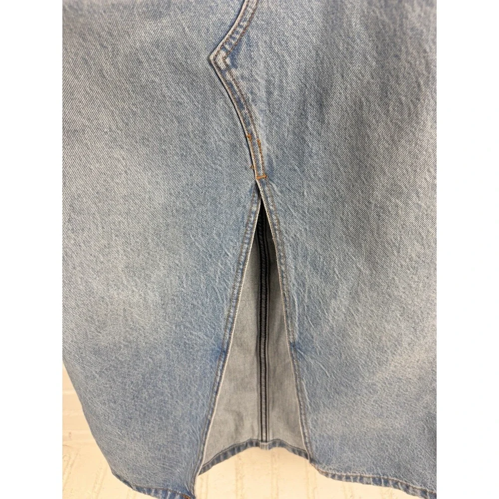 Abercrombie & Fitch Women's High Rise Denim Midi Size 31/12 Skirt Light Wash NWT